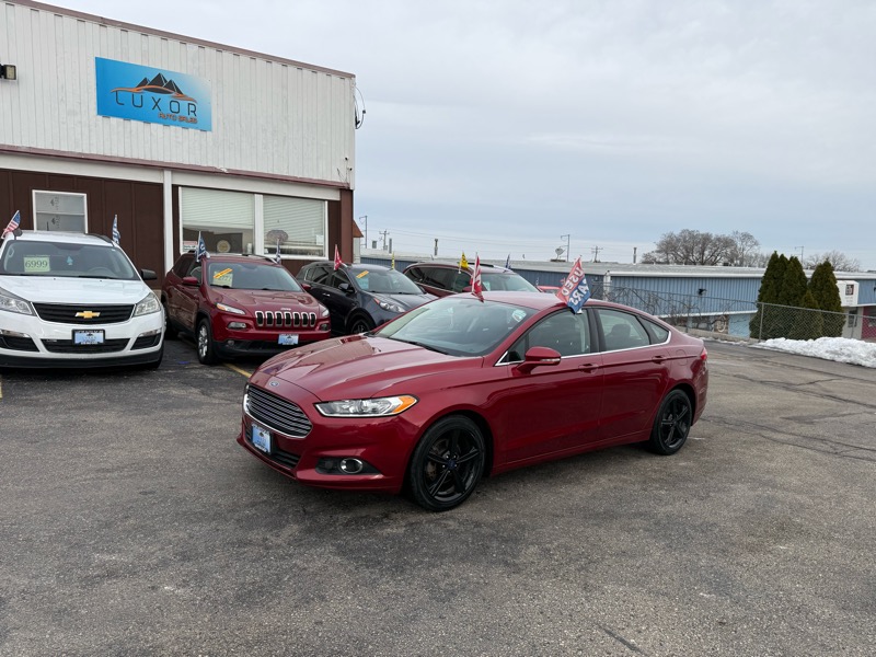 Ford Fusion SE 2016
