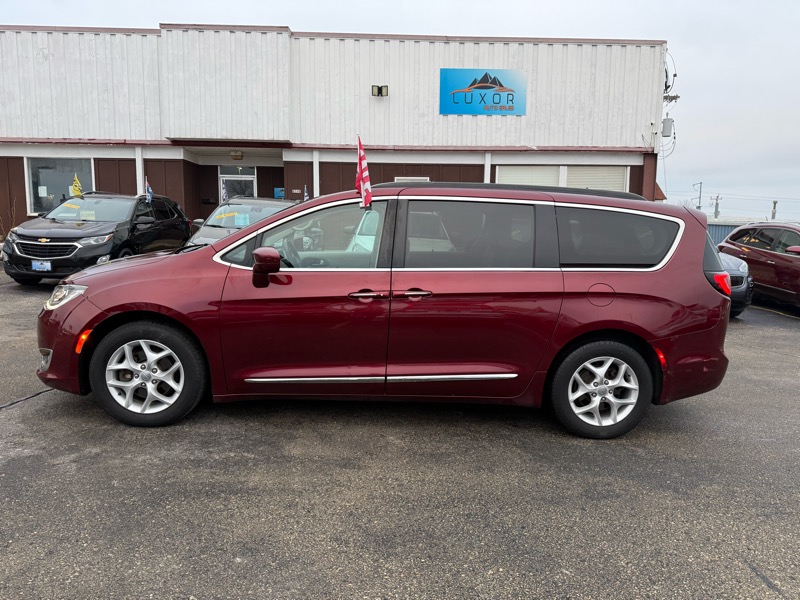 Chrysler Pacifica Touring-L 2017