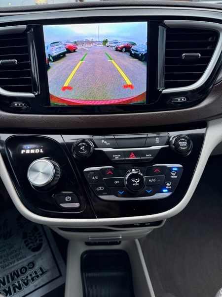 Chrysler Pacifica Touring-L 2017