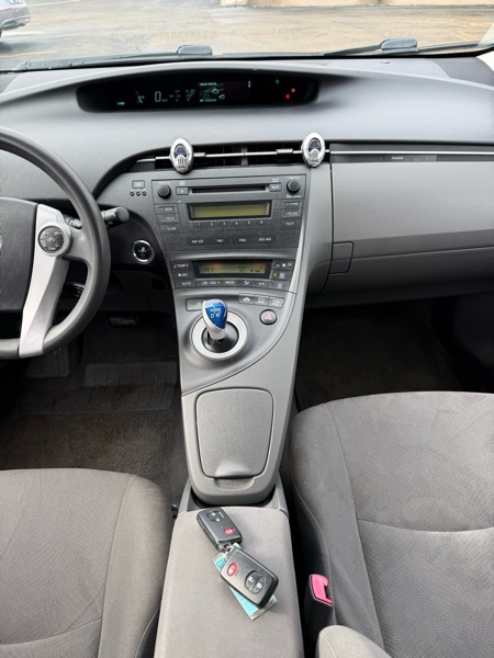 Toyota Prius  2010