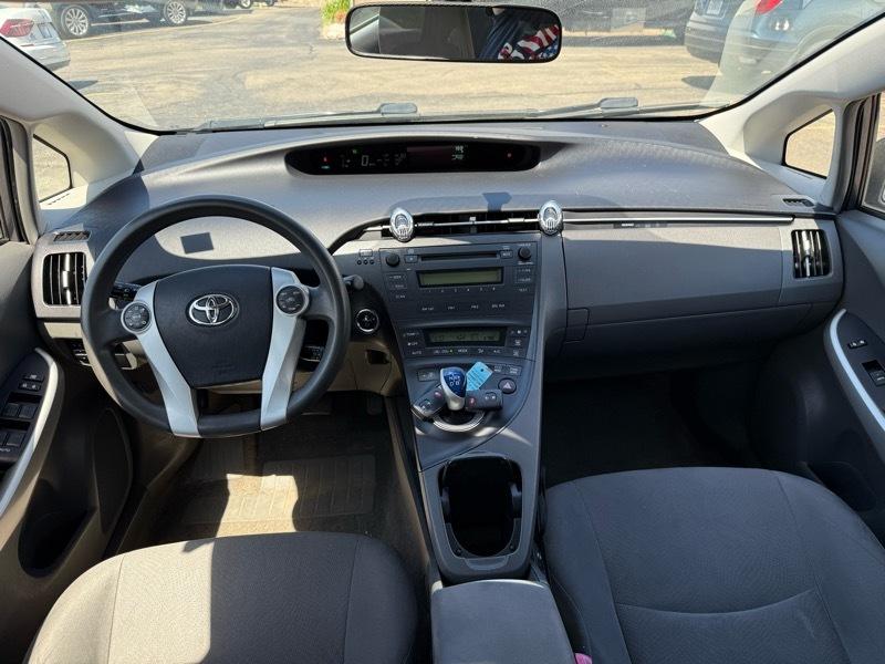 Toyota Prius  2010