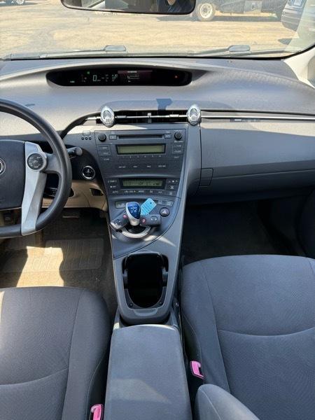 Toyota Prius  2010