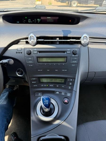 Toyota Prius  2010