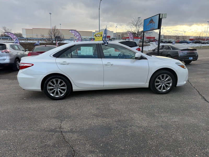 Toyota Camry XLE 2016