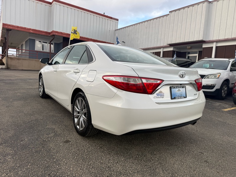 Toyota Camry XLE 2016