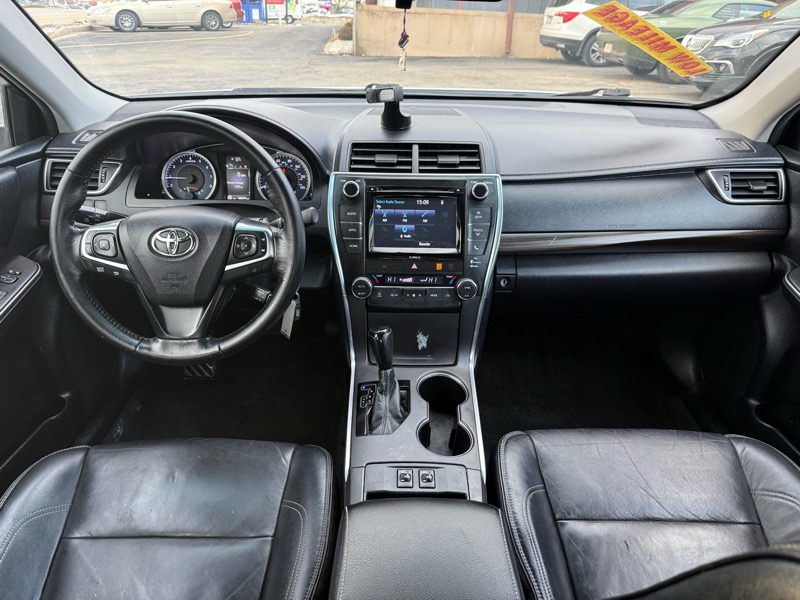 Toyota Camry XLE 2016