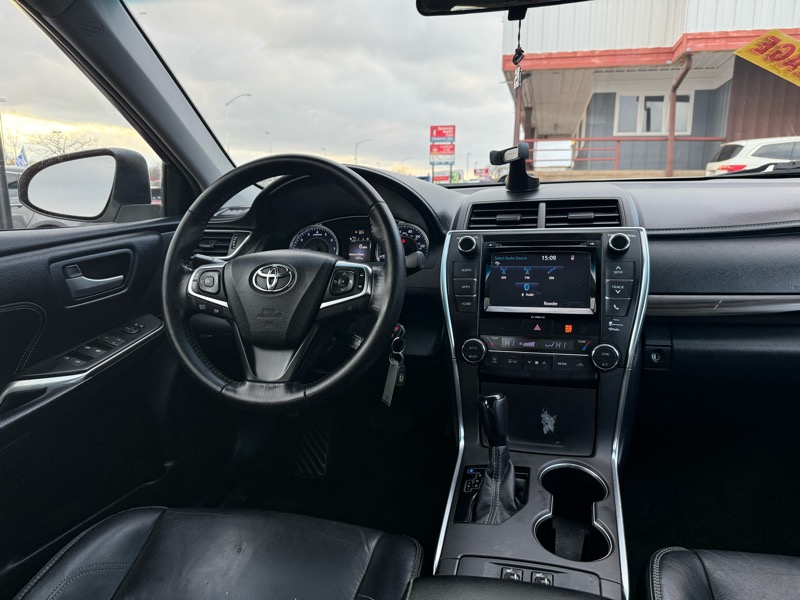 Toyota Camry XLE 2016