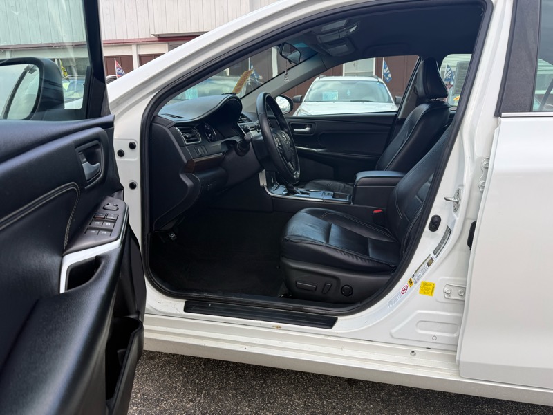 Toyota Camry XLE 2016