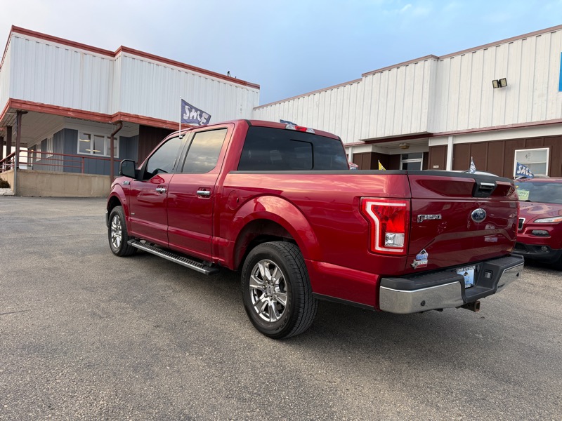 Ford F-150 2WD SuperCrew 150" XLT 2015
