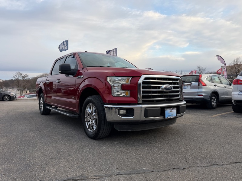 Ford F-150 2WD SuperCrew 150" XLT 2015