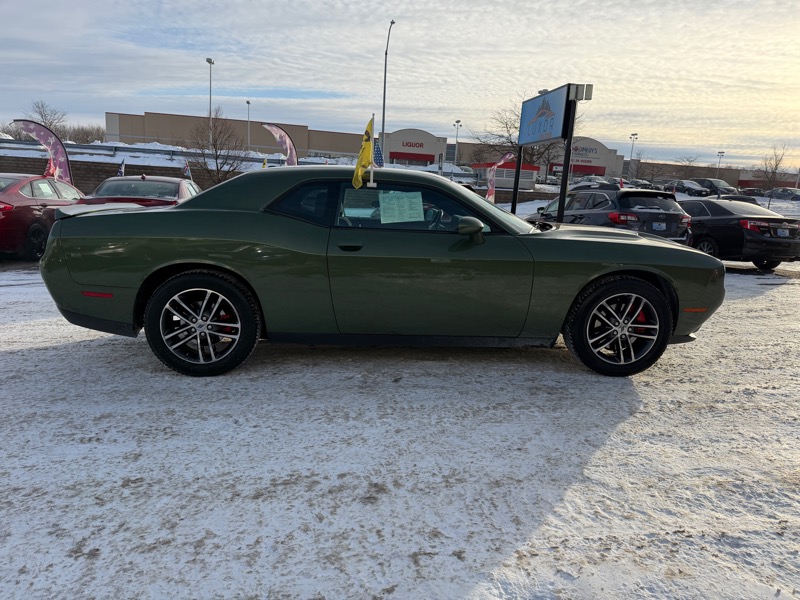 Dodge Challenger SXT AWD 2019