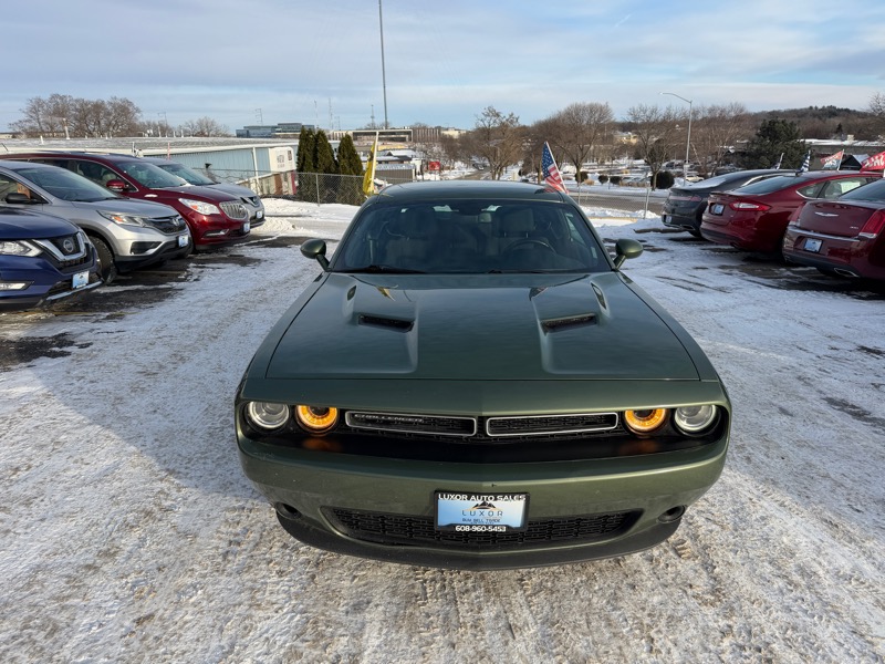 Dodge Challenger SXT AWD 2019