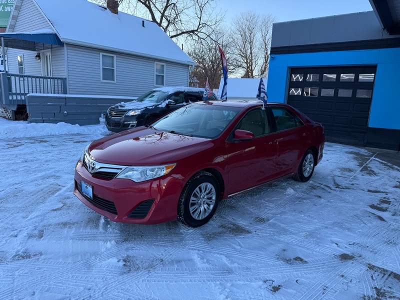 Toyota Camry LE 2012