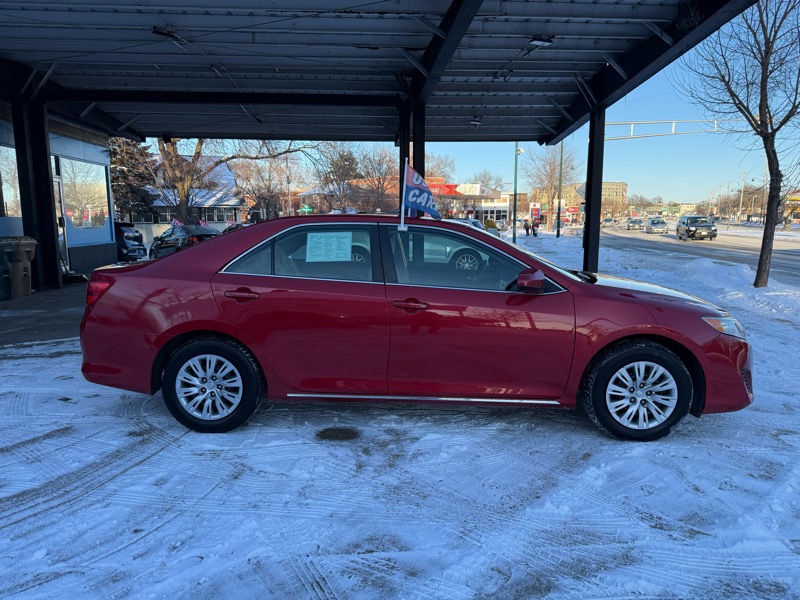 Toyota Camry LE 2012