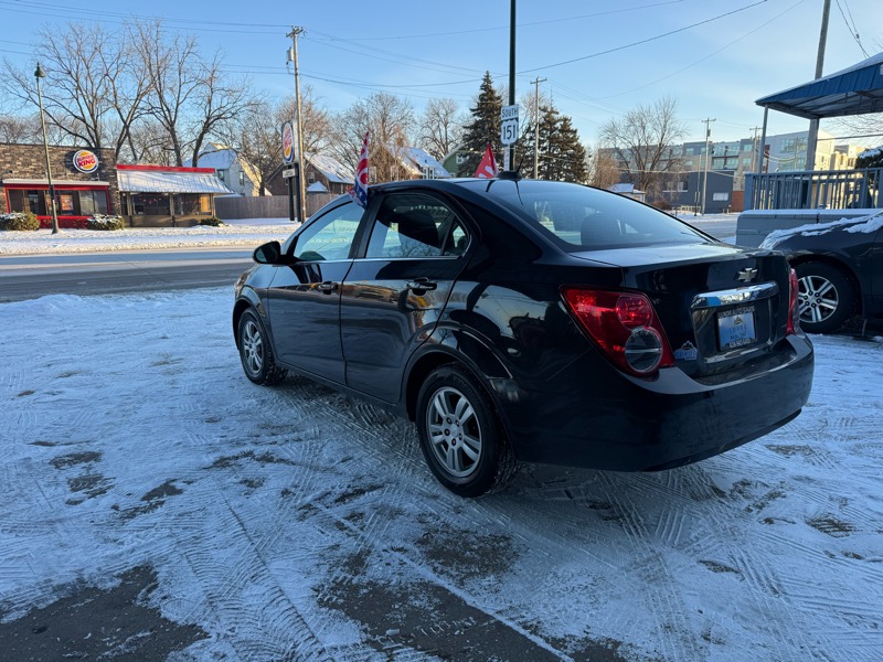 Chevrolet Sonic LT Auto Sedan 2015