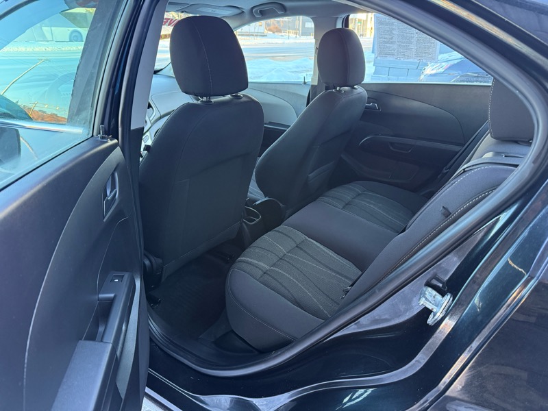 Chevrolet Sonic LT Auto Sedan 2015