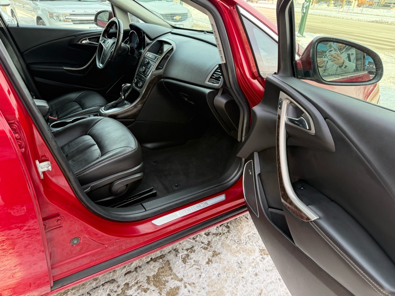 Buick Verano Leather 2012