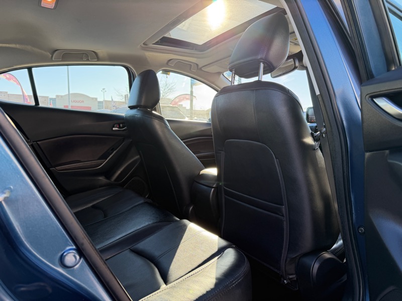 Mazda MAZDA3 s Grand Touring AT 4-Door 2018