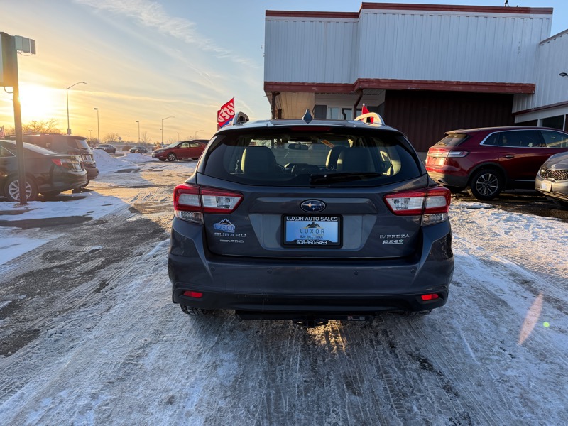 Subaru Impreza 2.0i Limited CVT 5-Door 2017