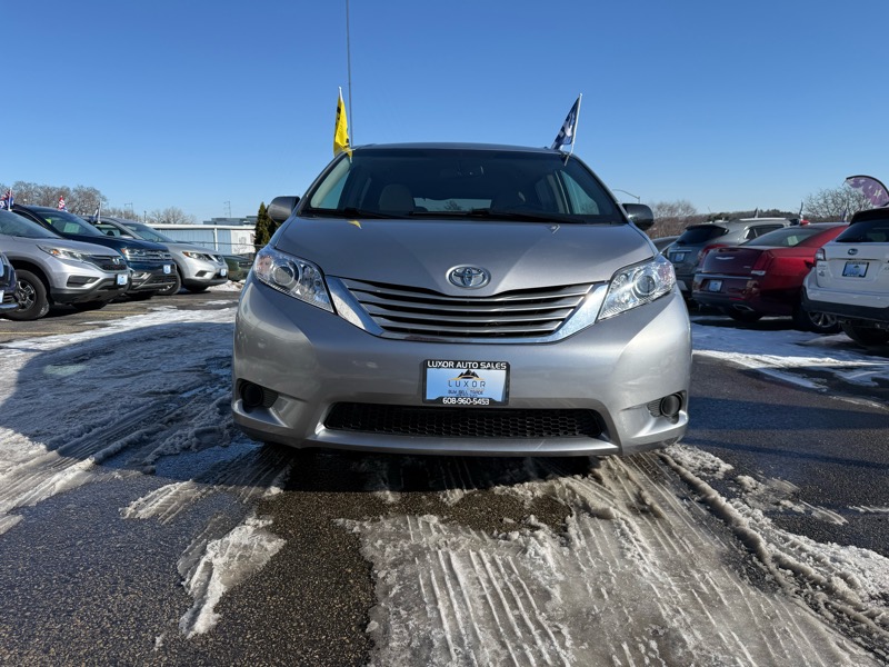 Toyota Sienna LE FWD 8-Passenger V6 2016