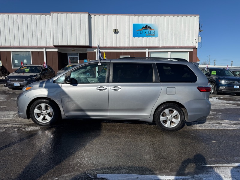 Toyota Sienna LE FWD 8-Passenger V6 2016