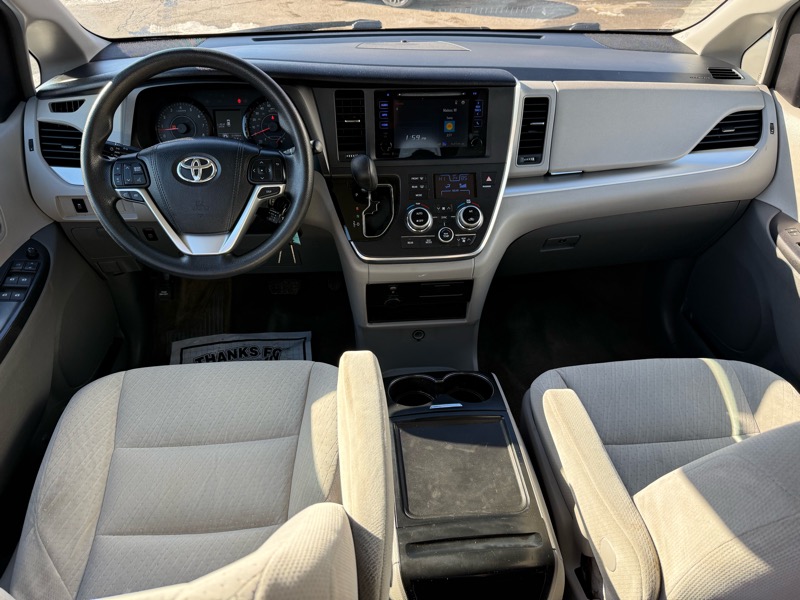 Toyota Sienna LE FWD 8-Passenger V6 2016