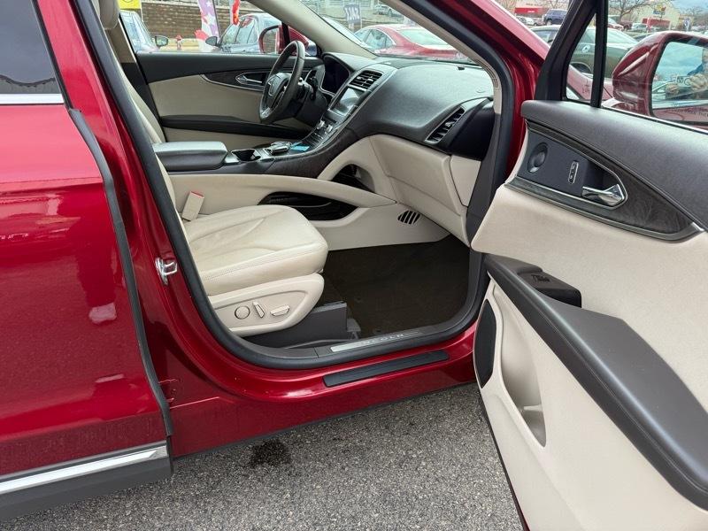 Lincoln Nautilus Reserve AWD 2019