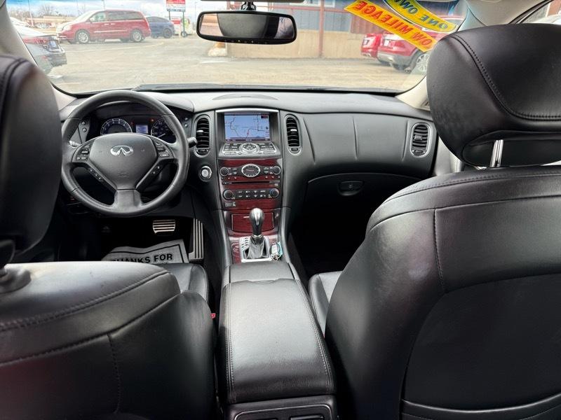 Infiniti QX50 Base AWD 2017