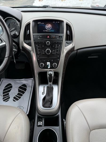 Buick Verano 4dr Sdn 2015