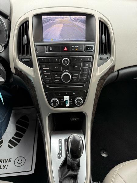 Buick Verano 4dr Sdn 2015