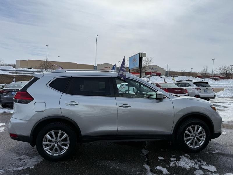 Nissan ROGUE S/SV  2017