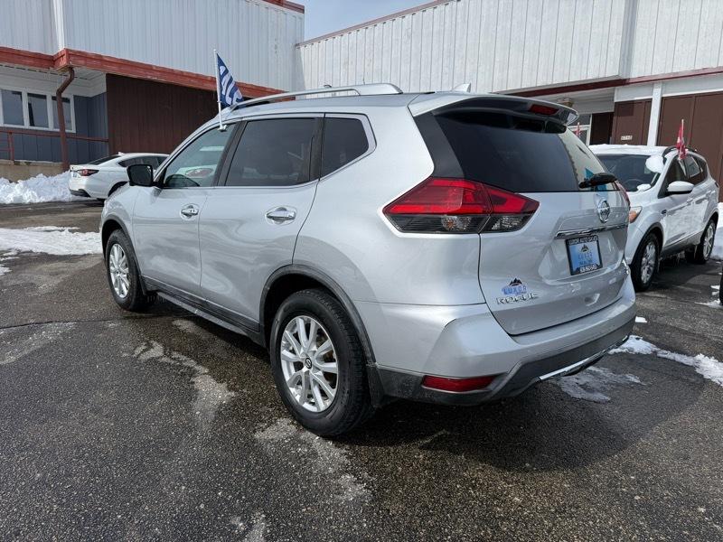 Nissan ROGUE S/SV  2017