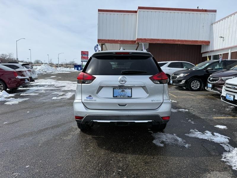 Nissan ROGUE S/SV  2017