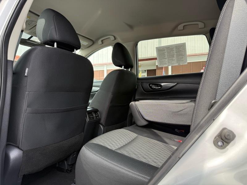 Nissan ROGUE S/SV  2017