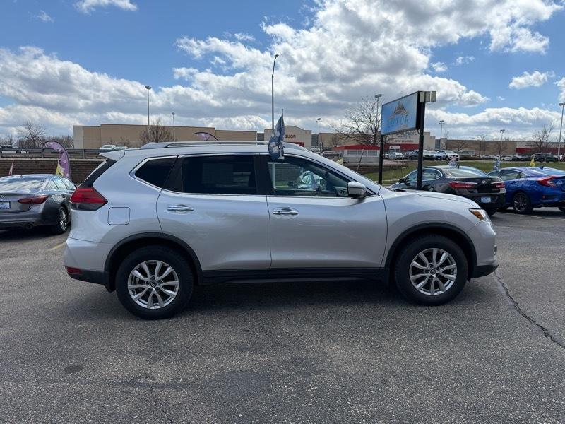 Nissan ROGUE S/SV  2017