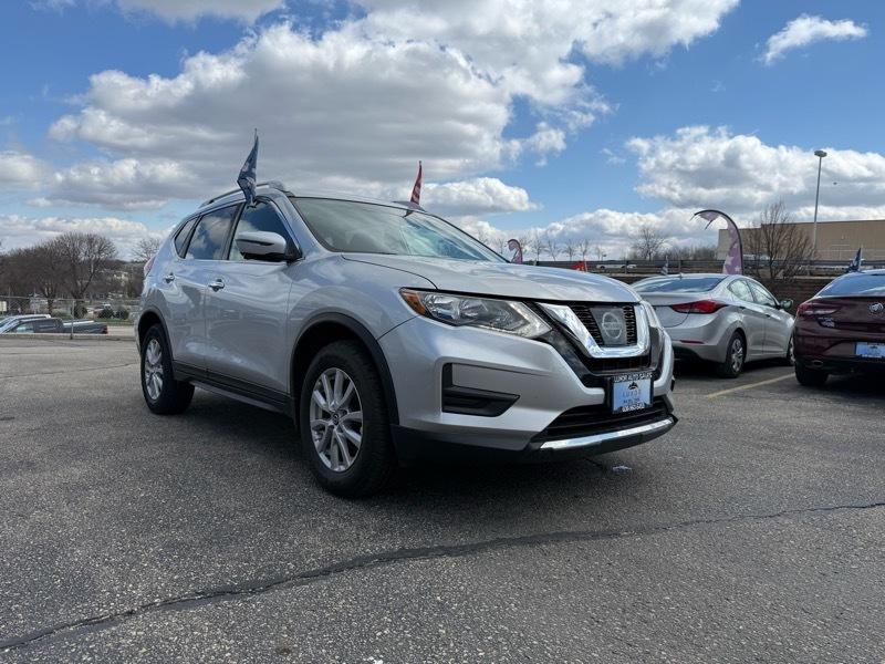 Nissan ROGUE S/SV  2017