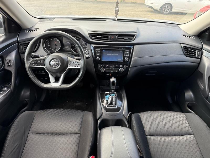 Nissan ROGUE S/SV  2017