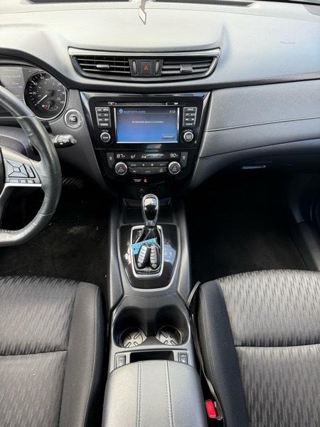 Nissan ROGUE S/SV  2017