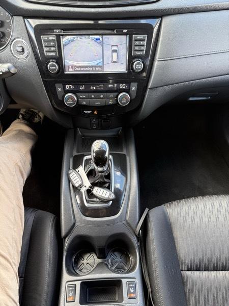Nissan ROGUE S/SV  2017