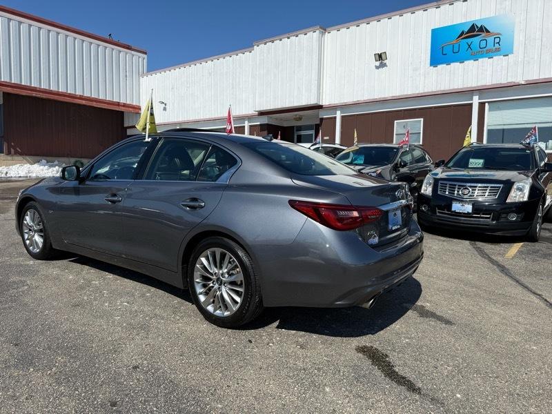 Infiniti Q50 3.0t LUXE AWD 2019