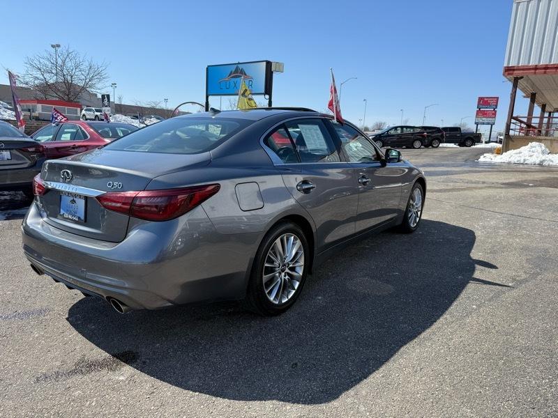 Infiniti Q50 3.0t LUXE AWD 2019