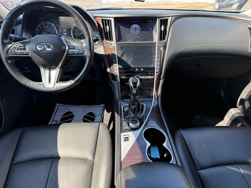 Infiniti Q50 3.0t LUXE AWD 2019