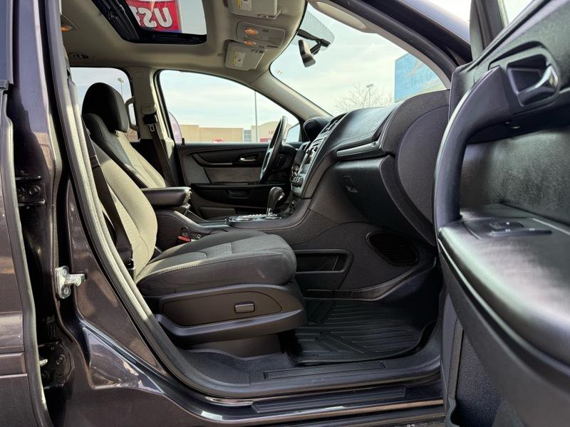 GMC Acadia AWD 4dr SLE 2016