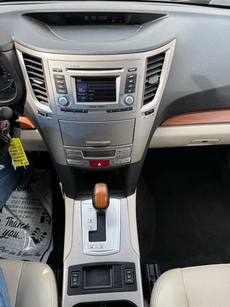 Subaru Outback 2.5i Limited 2013