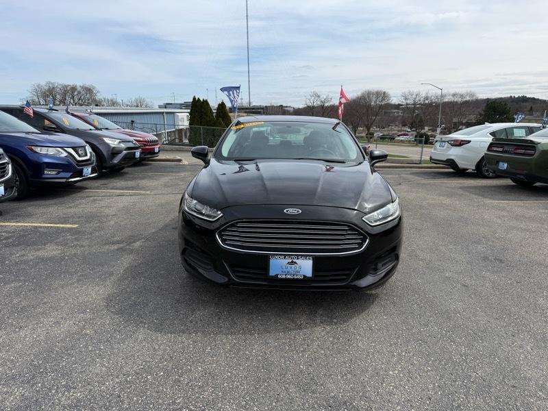 Ford Fusion 4dr Sdn S FWD 2015