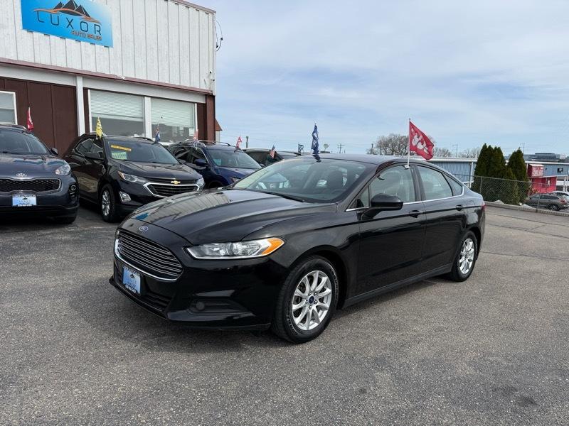 Ford Fusion 4dr Sdn S FWD 2015