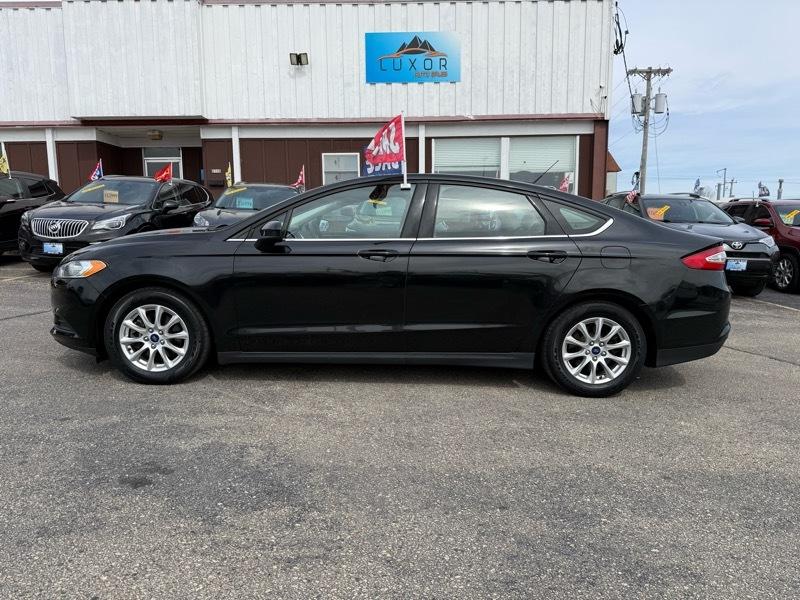 Ford Fusion 4dr Sdn S FWD 2015