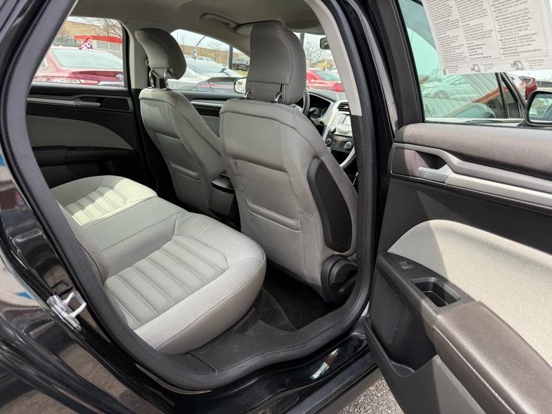 Ford Fusion 4dr Sdn S FWD 2015