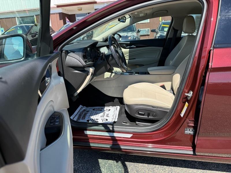 Buick Regal Essence 2018