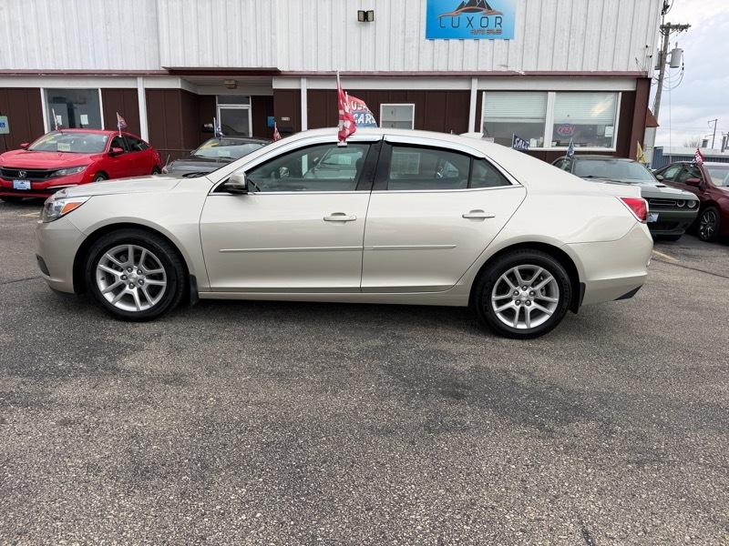 Chevrolet MALIBU 1LT  2015